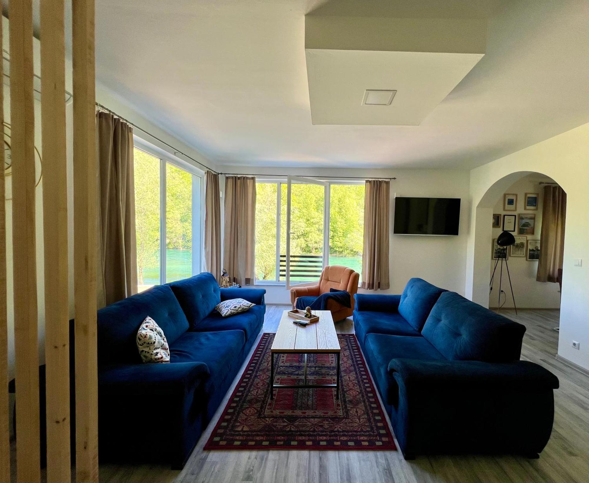 Anur Apartment Bihać Buitenkant foto