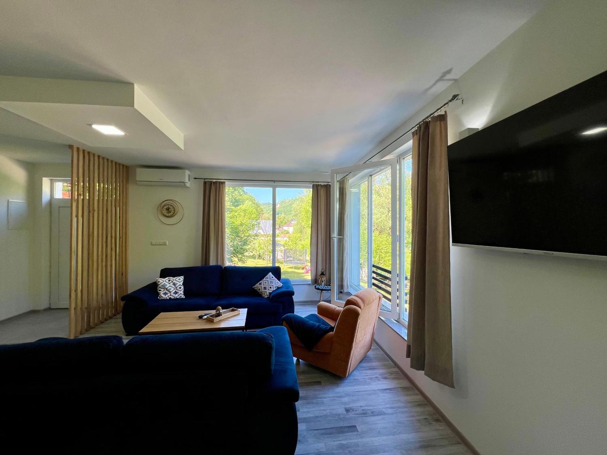 Anur Apartment Bihać Buitenkant foto