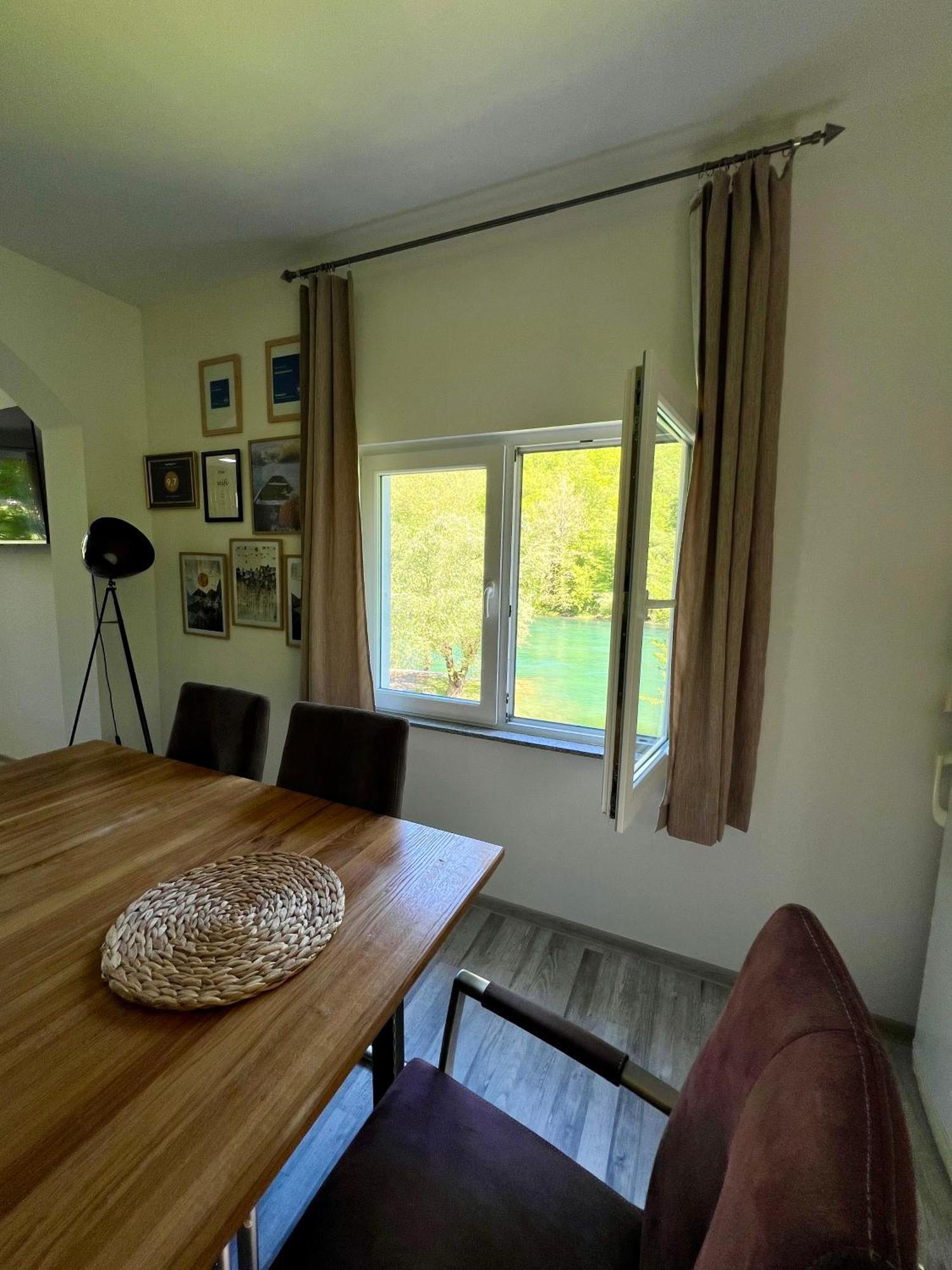 Anur Apartment Bihać Buitenkant foto